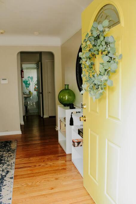 Cozy House Near Lake Erie, 10 Minutes To Downtown. Cleveland Exterior photo